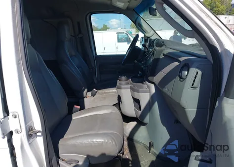 2013 Ford E-150 Commercial from USA, damaged, VIN 1FTNE1EL3DDA10813